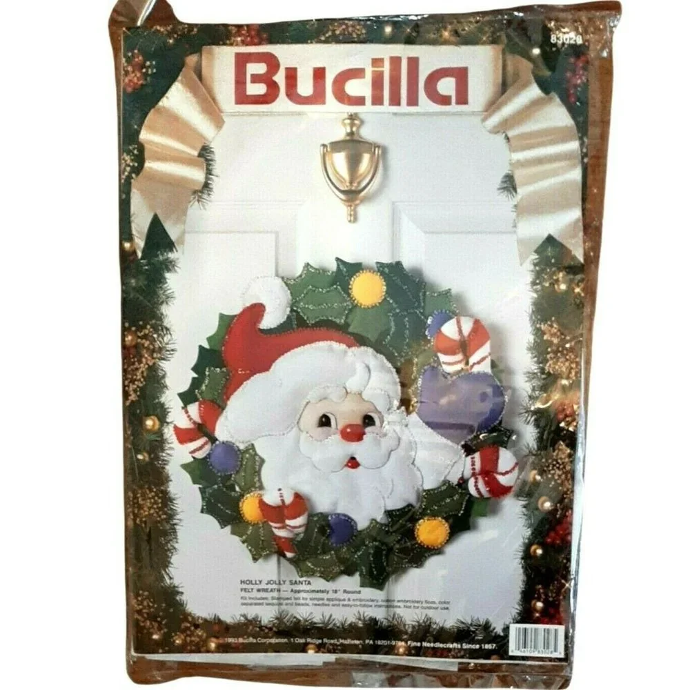 Bucilla Holly Jolly Santa Felt Wreath Kit New Pkg 18